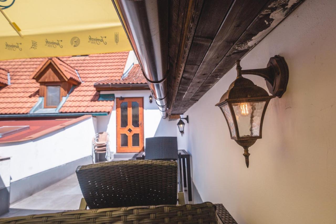 Penzion Samorost Jarosov nad Nezarkou Exterior foto