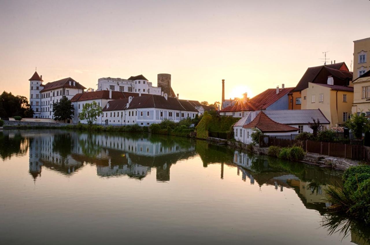 Penzion Samorost Jarosov nad Nezarkou Exterior foto